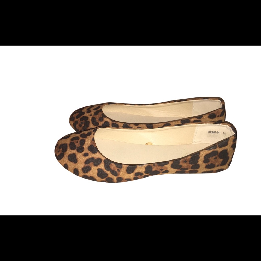 Women's Round Toe Leopard Pattern Ballet Flats